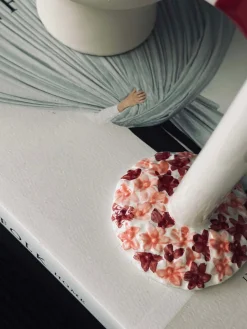 Flag keramik – Dannebrog m. Rosa fod