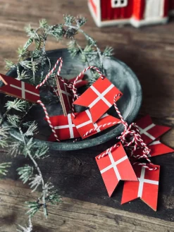 Flagguirlande i træ - 10 flag