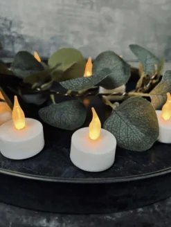 Fyrfadslys med led - 24 stk. med timerfunktion