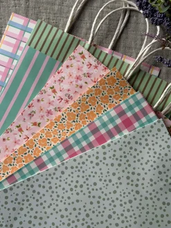 Gavepose Large - Color Mix 1 stk.