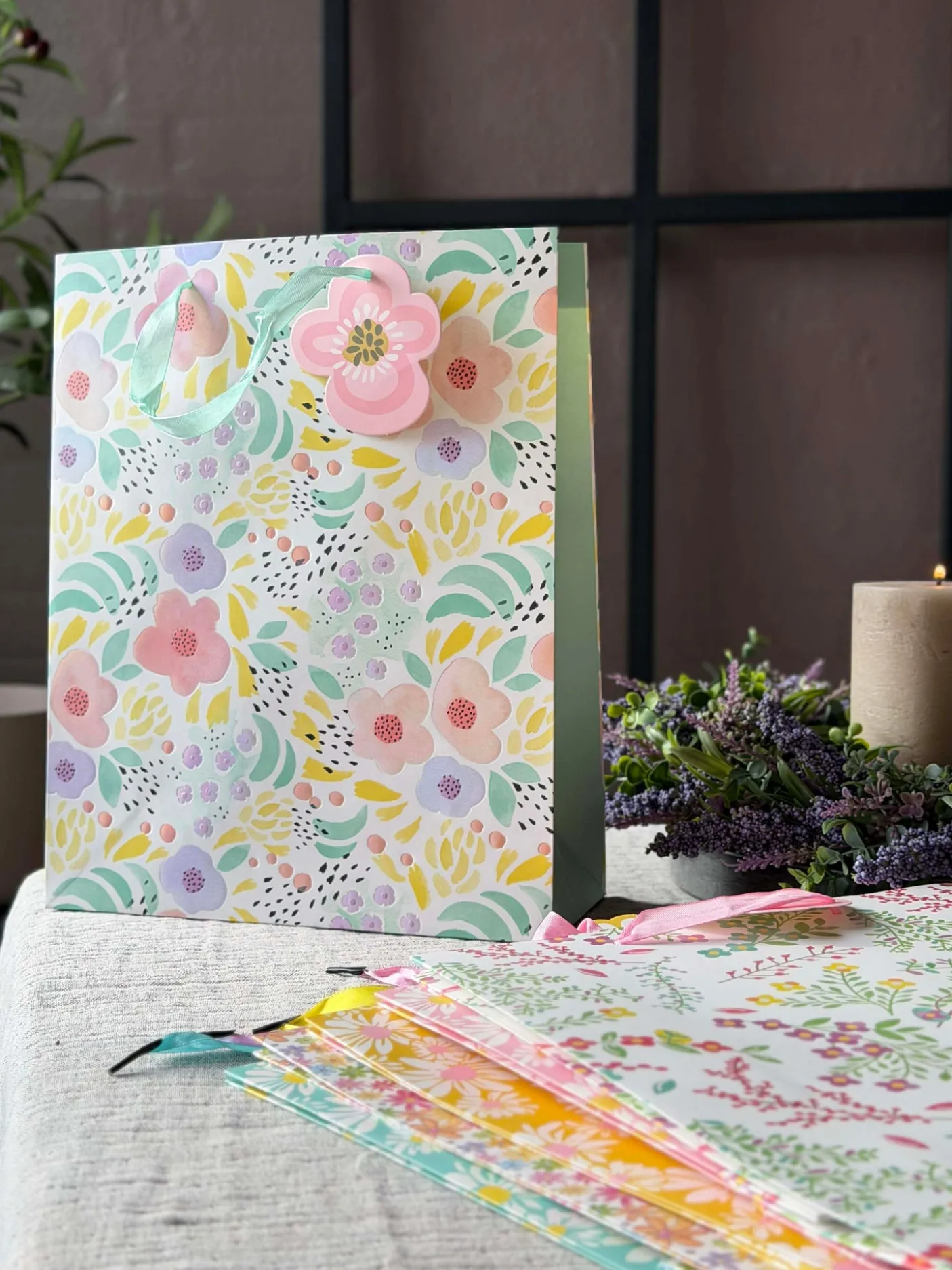 Gavepose Large - Color Mix 1 stk.