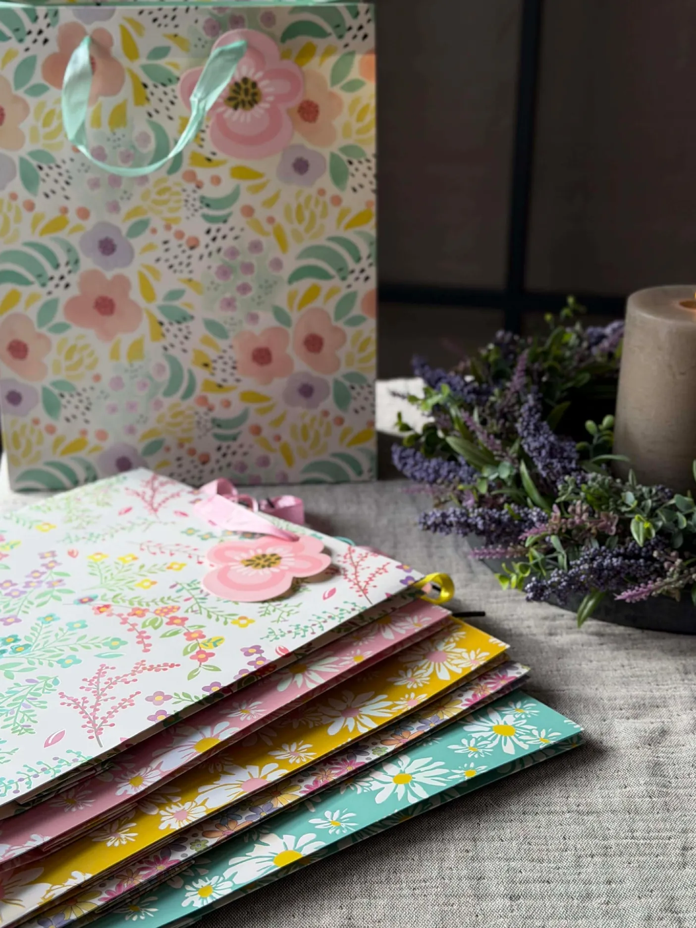 Gavepose Large - Color Mix 1 stk.