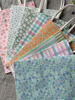 Gavepose small - Color Mix 1 stk.