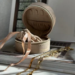 Gavesæt Mascha - Sæt med 2 armbånd forgyldt - Med smykkeskrin