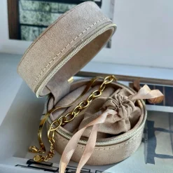 Gavesæt Mascha - Sæt med 2 armbånd forgyldt - Med smykkeskrin