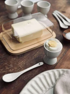 Æggebæger i porcelæn - 4 stk med skeer