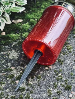 Gravlys med solceller - Rød