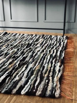 Gulvtæppe i lammeskind - Mørke nuancer