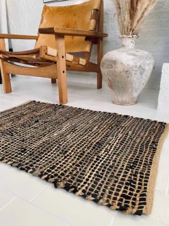 Gulvtæppe i skind og jute / bademåtte – 60x90cm