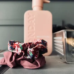 Hårelastikker scrunchie 2 stk - Rose mix