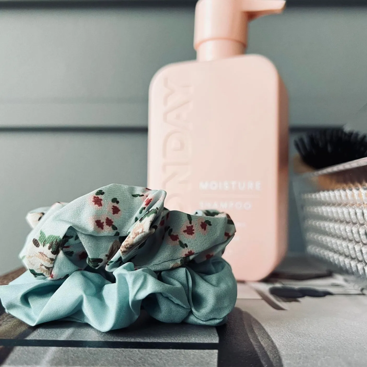 Hårelastikker scrunchie 2 stk - Green mix