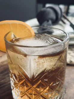 Isterninger - 4 CUBES