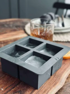 Isterninger - 4 CUBES