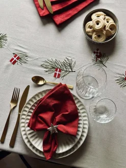 Juledug 140 x 240 - Dansk jul med flag og julehjerter