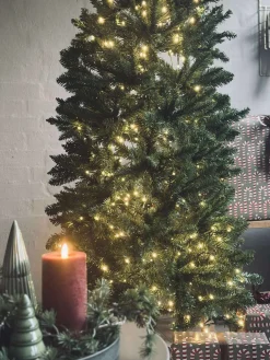 Juletræ med lyskæde