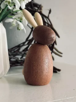 Kanin siddende – Sabeltræ