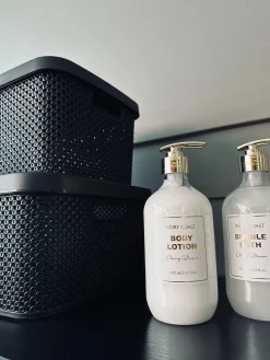 Kasse med låg - Small VILA BLACK