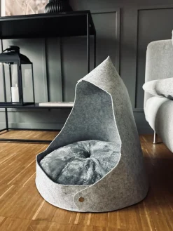 Kattehus med pude – Grå