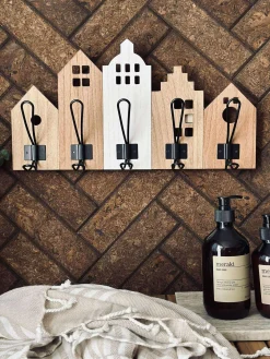 Knagerække med huse