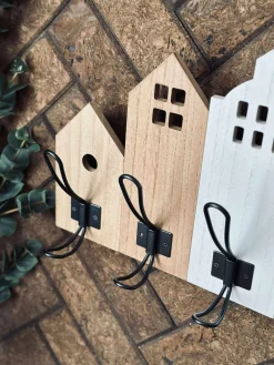 Knagerække med huse