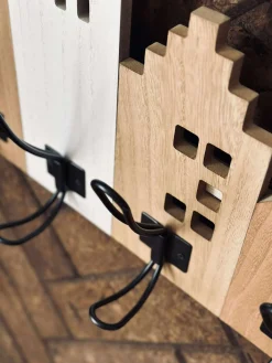 Knagerække med huse