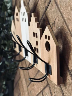 Knagerække med huse