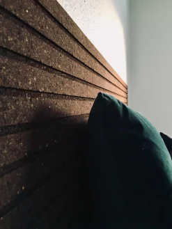 Korkplade med panel effekt - Støjdæmpende