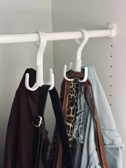 Krog til bøjler eller tasker - 2 stk.