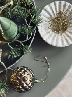 Krog til opsætning af julepynt - Guld