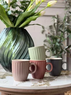 Krus i blandede farver - 4 stk.