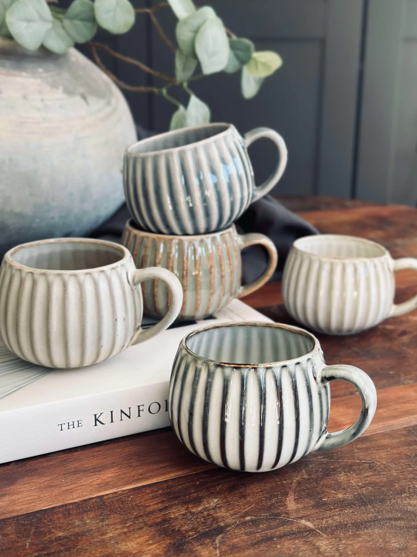 Krus VIGA Strib - Grå