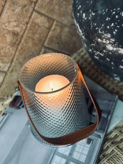 Lanterne i glas - Klar