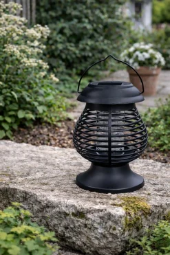 Lanterne med solceller - God til insekter