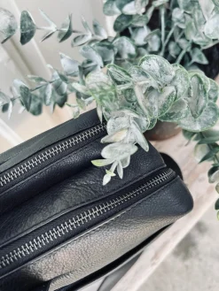 Laptop adventur - Sort