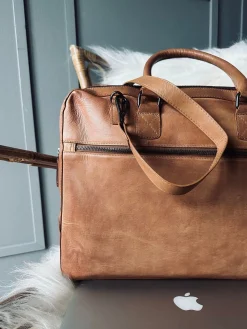 Laptop Cognac London