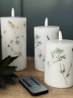 LED bloklys WILD FLORA – Sæt m. 3 stk og fjernbetjening