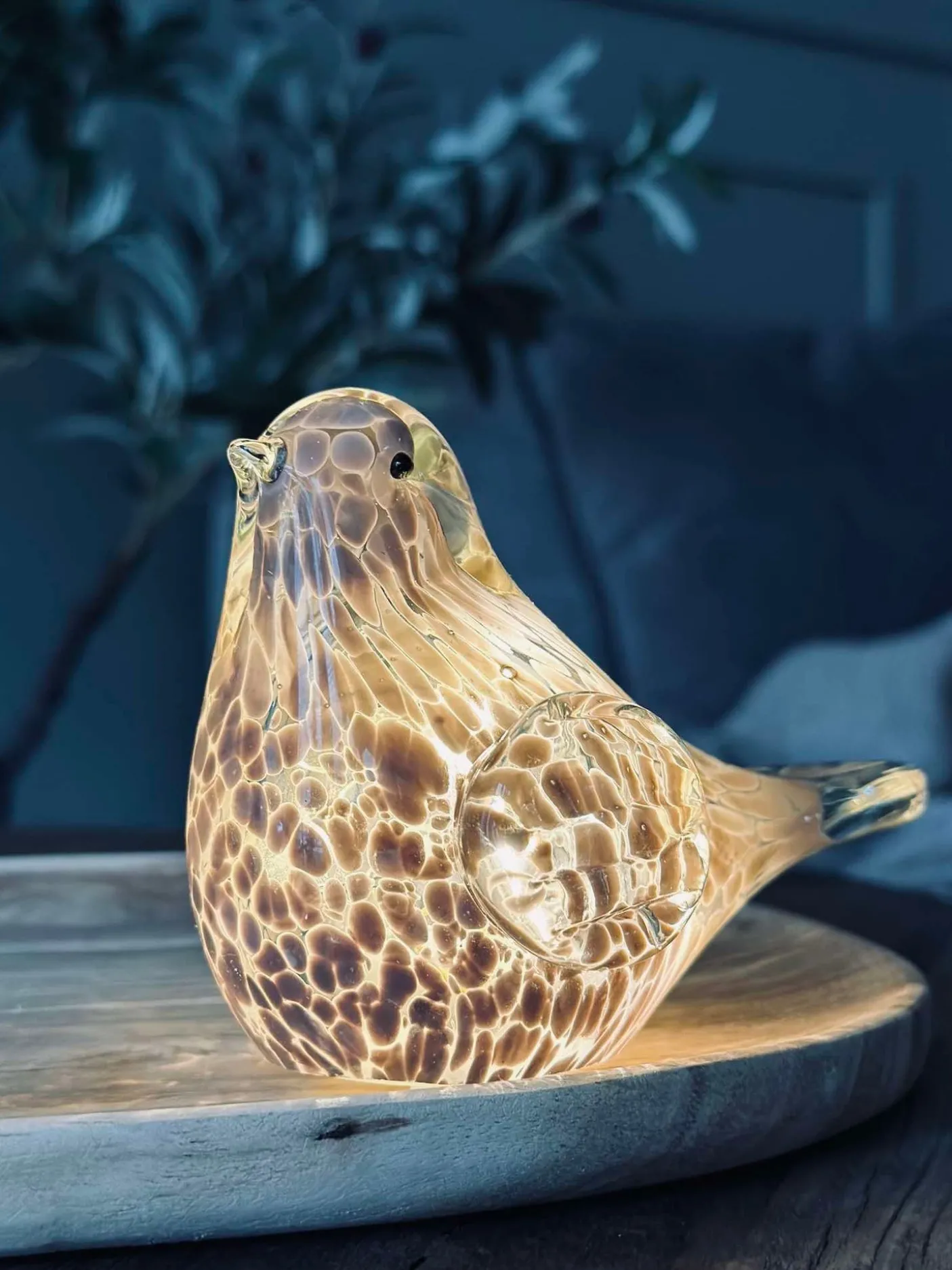 LED Fugl i mundblæst glas - Old Rose