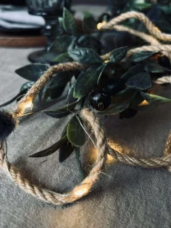 LED Lyskæde - Bast snor 1 meter med batteriboks