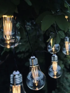 LED Lyskæde med solceller - Udendørs med 10 pære