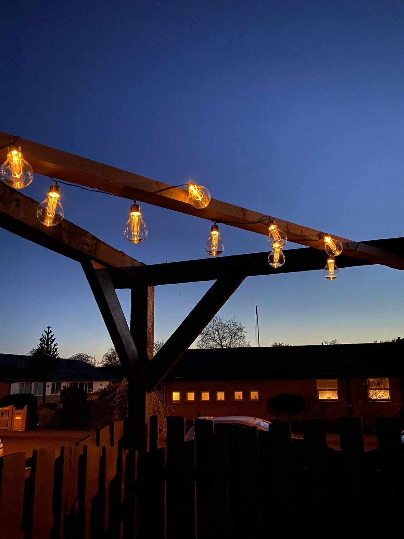 LED Lyskæde med solceller - Udendørs med 10 pære