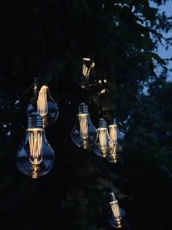 LED Lyskæde med solceller - Udendørs med 10 pære