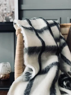 Lækker varm plaid - Grå tern