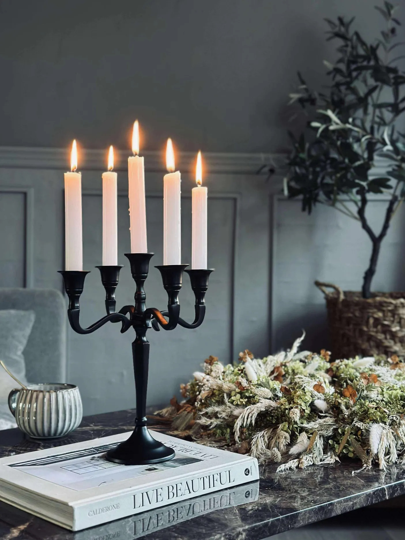 Lysestage Alu sort - 5 armet