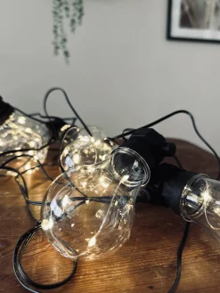 Lyskæde med Batteriboks – Til inde og ude