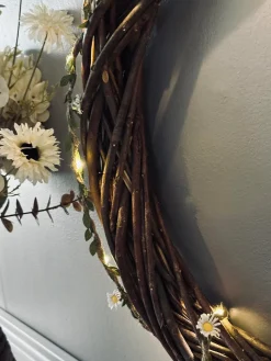 Lyskæde med blade og blomster