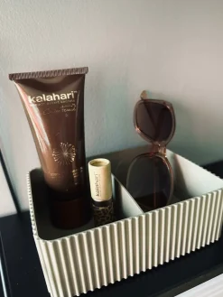 Makeup organiser med opdeling – Taupe