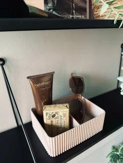 Makeup organiser med opdeling – Rosa