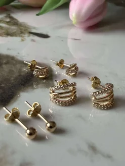 Mix box med 6 øreringe - Monique 18k forgyldt