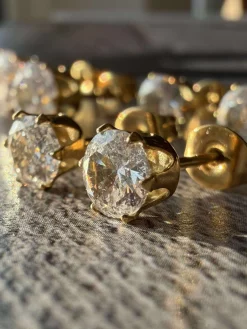 Mix box med 6 øreringe - Riva 18k forgyldt