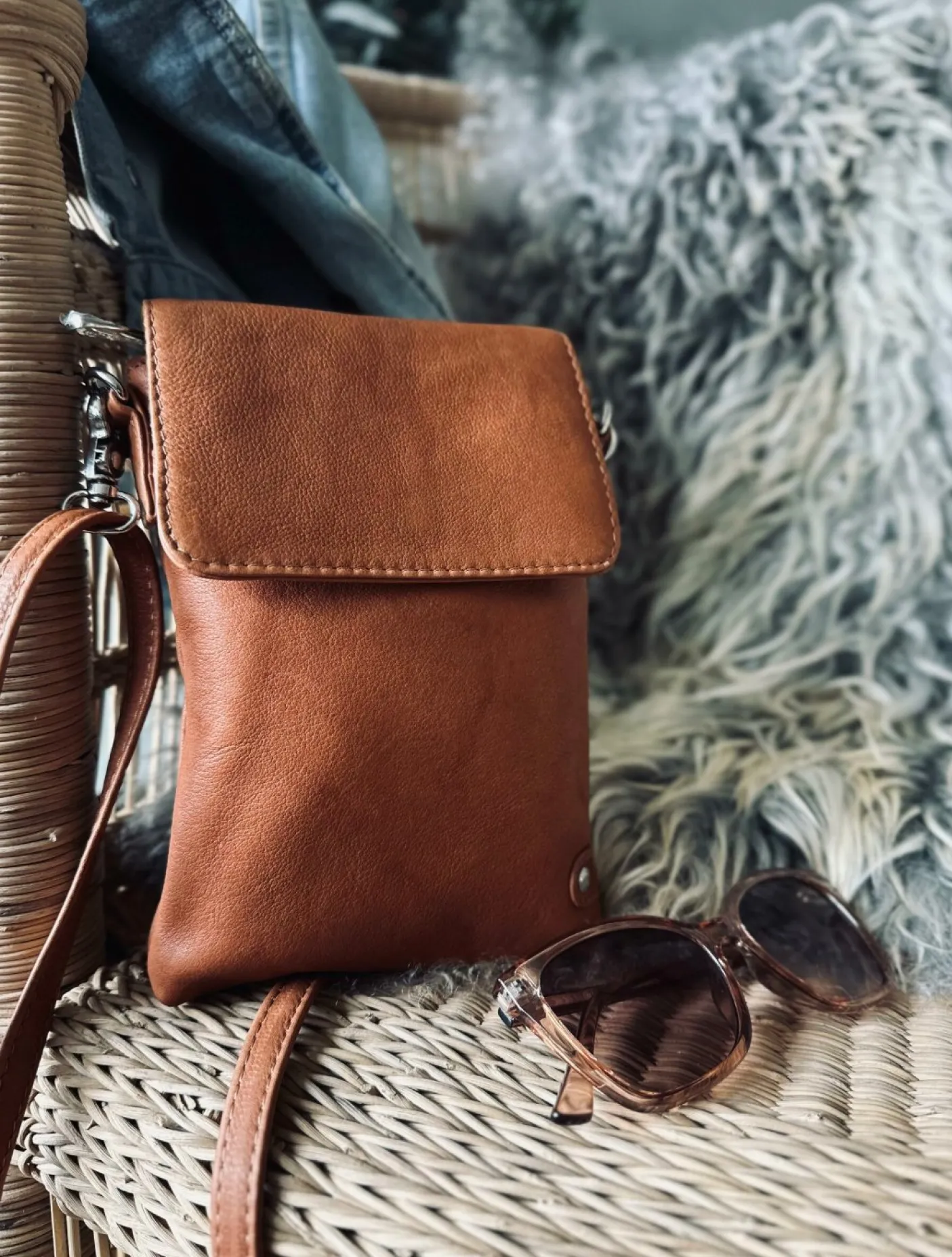 Mobiltaske Aura Cognac